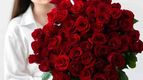 Kwiaty na Walentynki: dlaczego warto mieć róże i ile ich mieć?