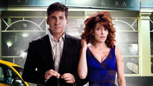 Najlepsze komedie na wieczór: co obejrzeć dziś online